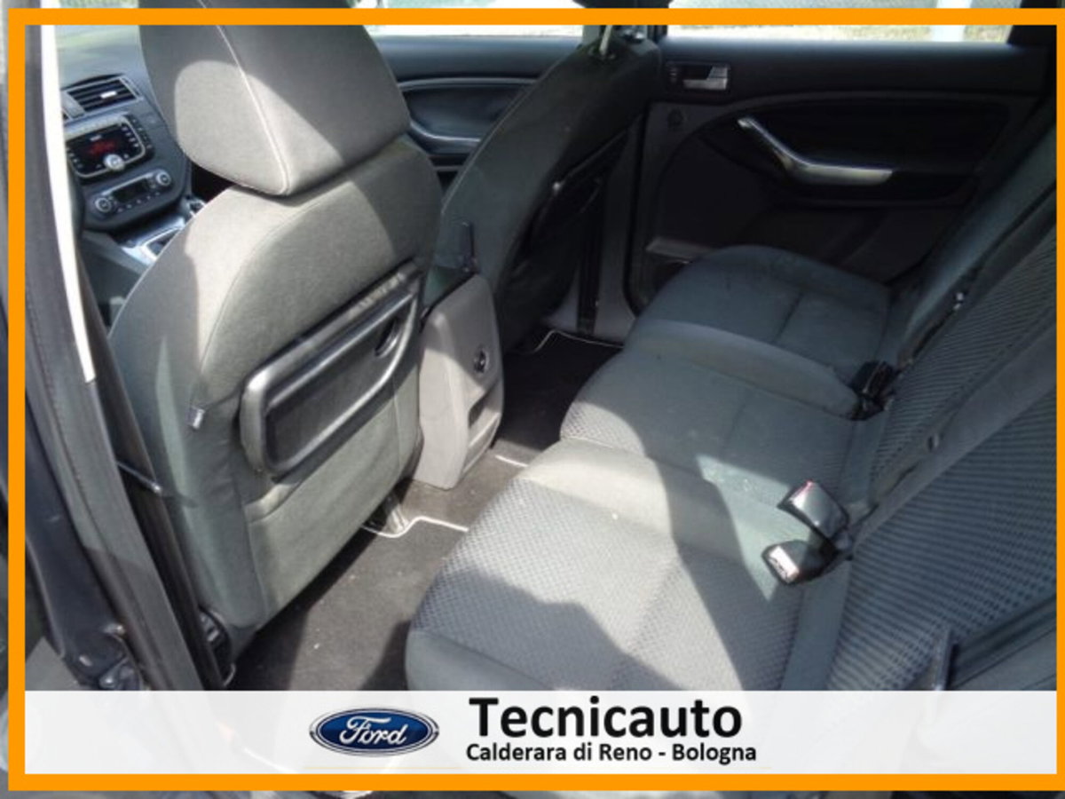 Ford C-Max 2.0 145 CV Bz.- GPL Titanium (12)