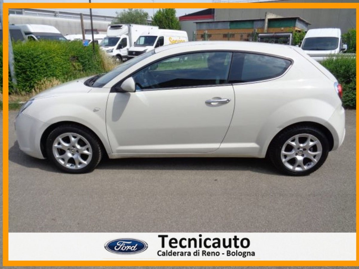 Alfa Romeo MiTo 1.4 78 CV Distinctive (4)