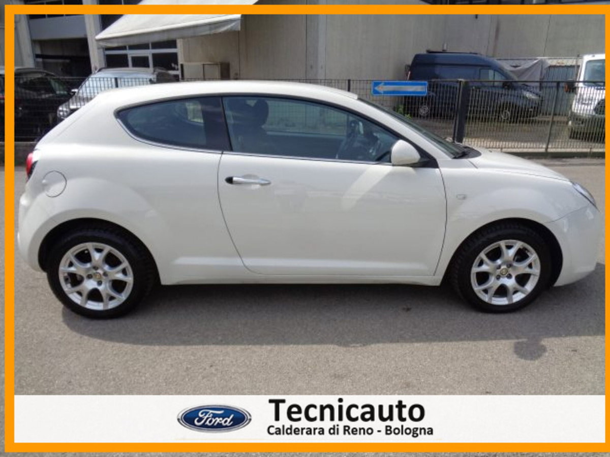 Alfa Romeo MiTo 1.4 78 CV Distinctive (8)