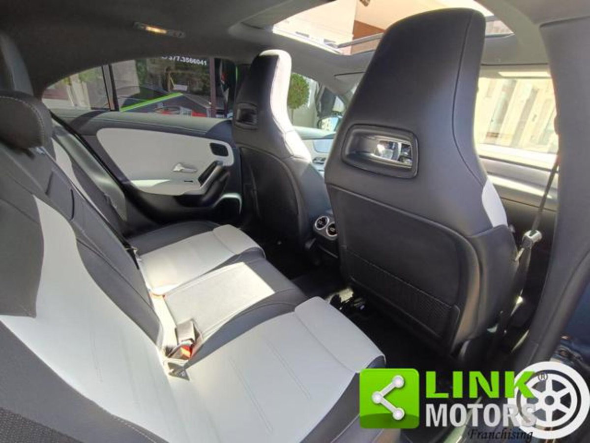 Mercedes-Benz CLA 200 d Automatic Premium (15)