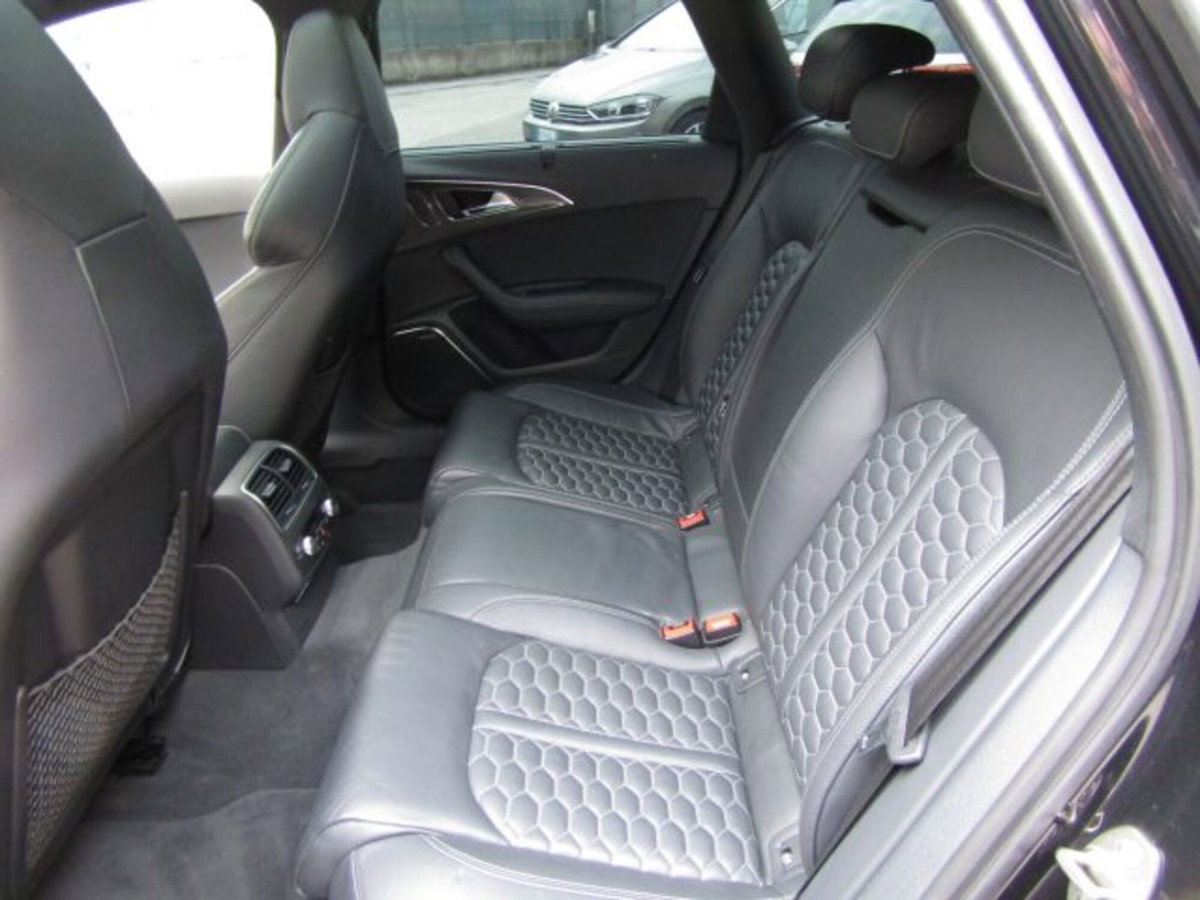 Audi RS 6 Avant 6 4.0 TFSI quattro tiptronic (16)