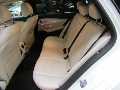 Mercedes-Benz Classe E Station Wagon 220 d 4Matic Auto Premium Plus (11)