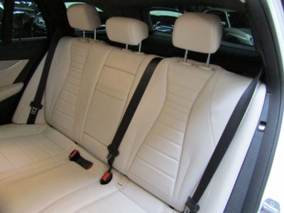 Mercedes-Benz Classe E Station Wagon 220 d 4Matic Auto Premium Plus (12)