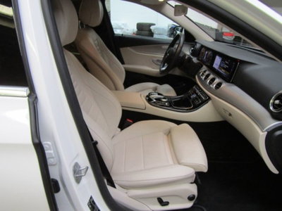 Mercedes-Benz Classe E Station Wagon 220 d 4Matic Auto Premium Plus (15)