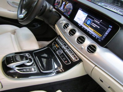 Mercedes-Benz Classe E Station Wagon 220 d 4Matic Auto Premium Plus (17)