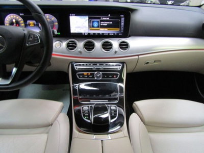 Mercedes-Benz Classe E Station Wagon 220 d 4Matic Auto Premium Plus (20)