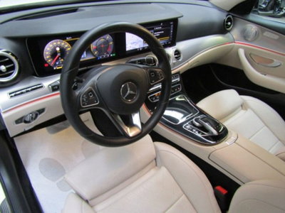Mercedes-Benz Classe E Station Wagon 220 d 4Matic Auto Premium Plus (9)
