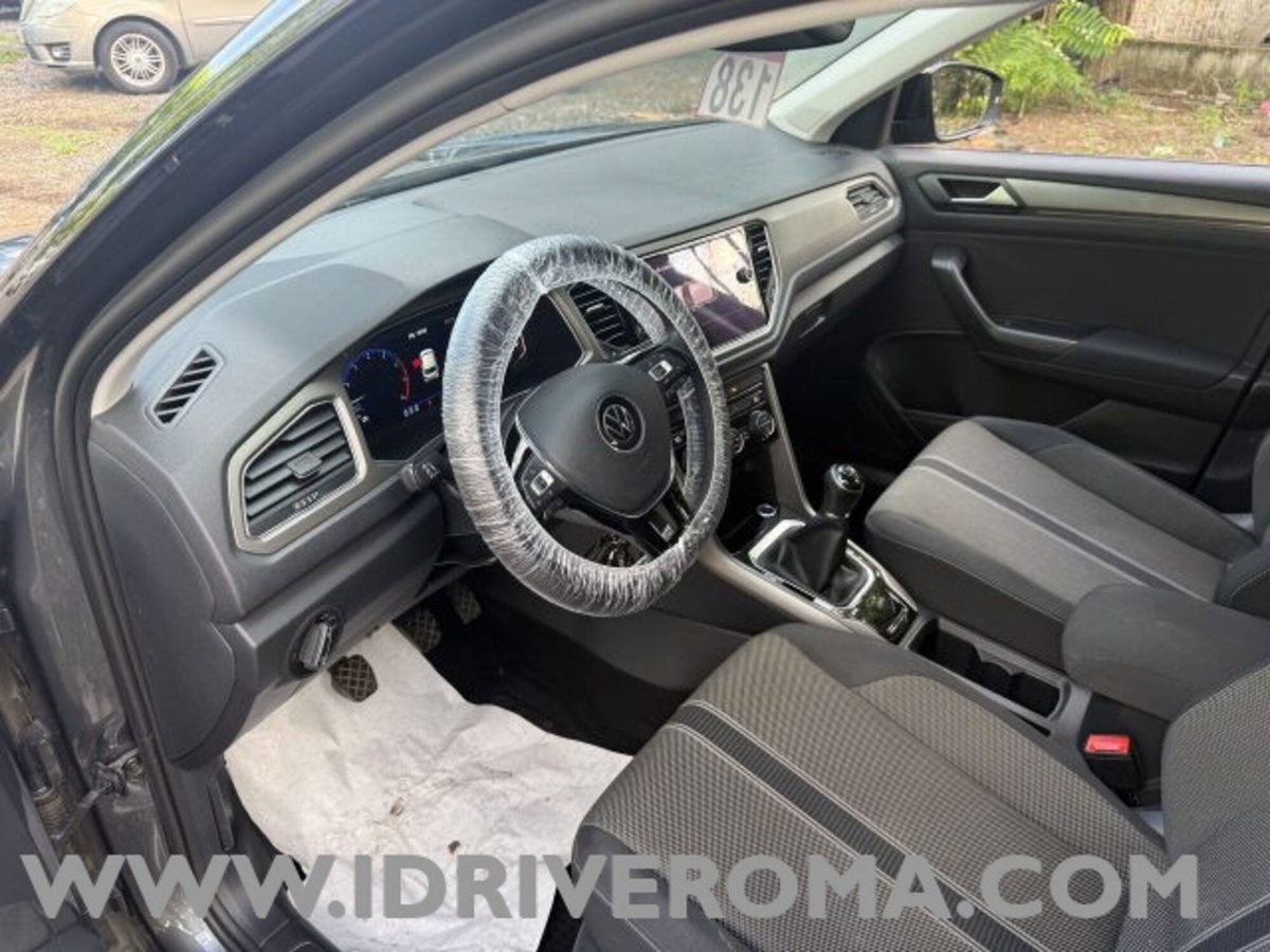 Volkswagen T-Roc 1.0 TSI Style (7)