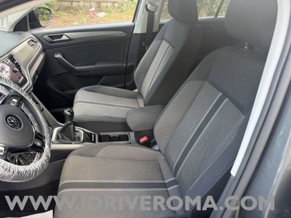 Volkswagen T-Roc 1.0 TSI Style (8)