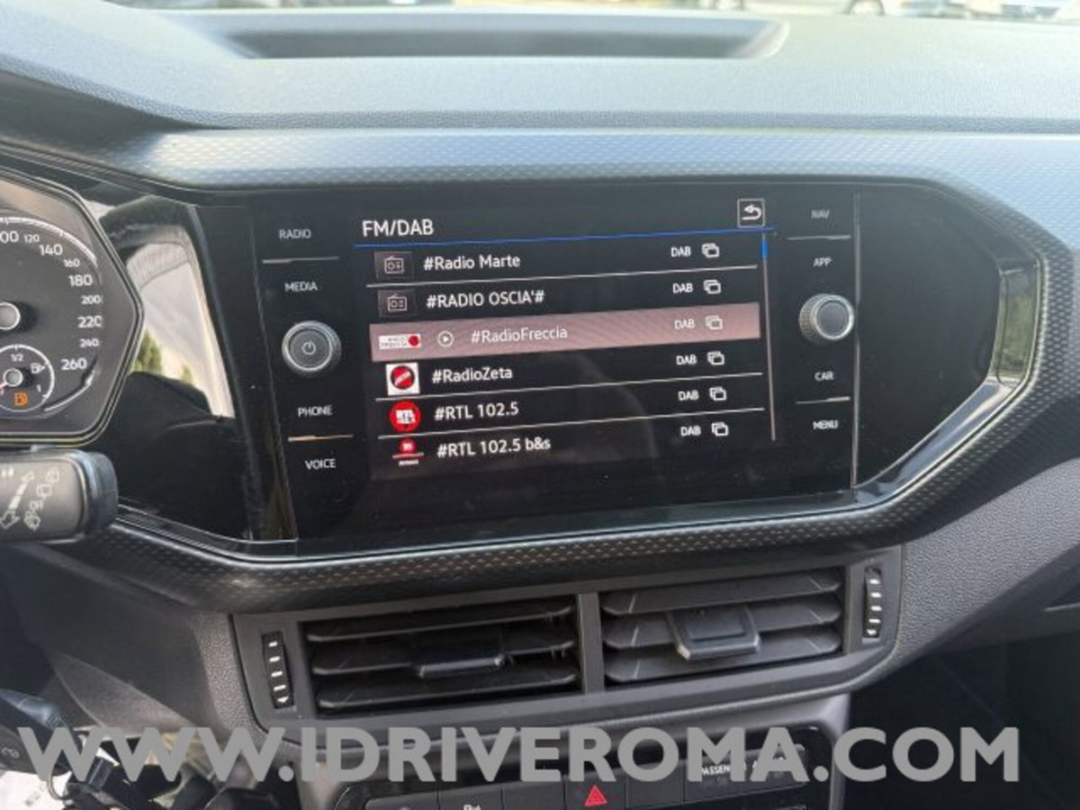 Volkswagen T-Cross 1.0 TSI 110 CV DSG Style (10)