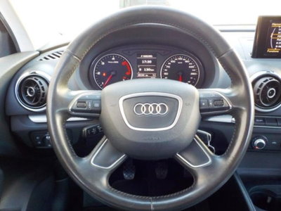 Audi A3 Sedan 1.6 TDI clean diesel Attraction (15)