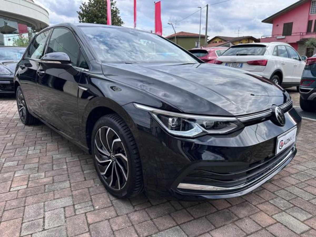 Volkswagen Golf Variant 1.5 eTSI EVO ACT DSG Style (2)