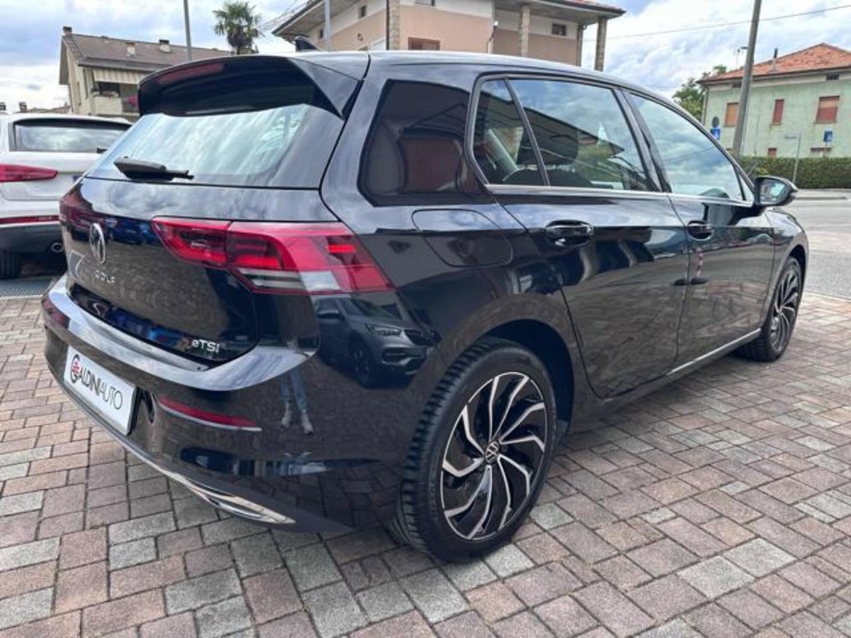 Volkswagen Golf Variant 1.5 eTSI EVO ACT DSG Style (3)