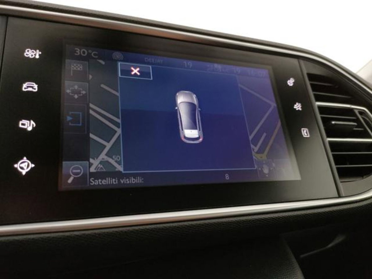 Peugeot 308 BlueHDi 120 S&S EAT6 Allure (13)