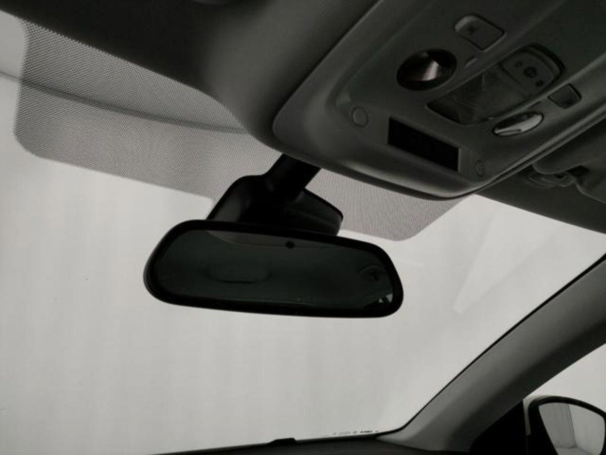 Peugeot 308 BlueHDi 120 S&S EAT6 Allure (17)