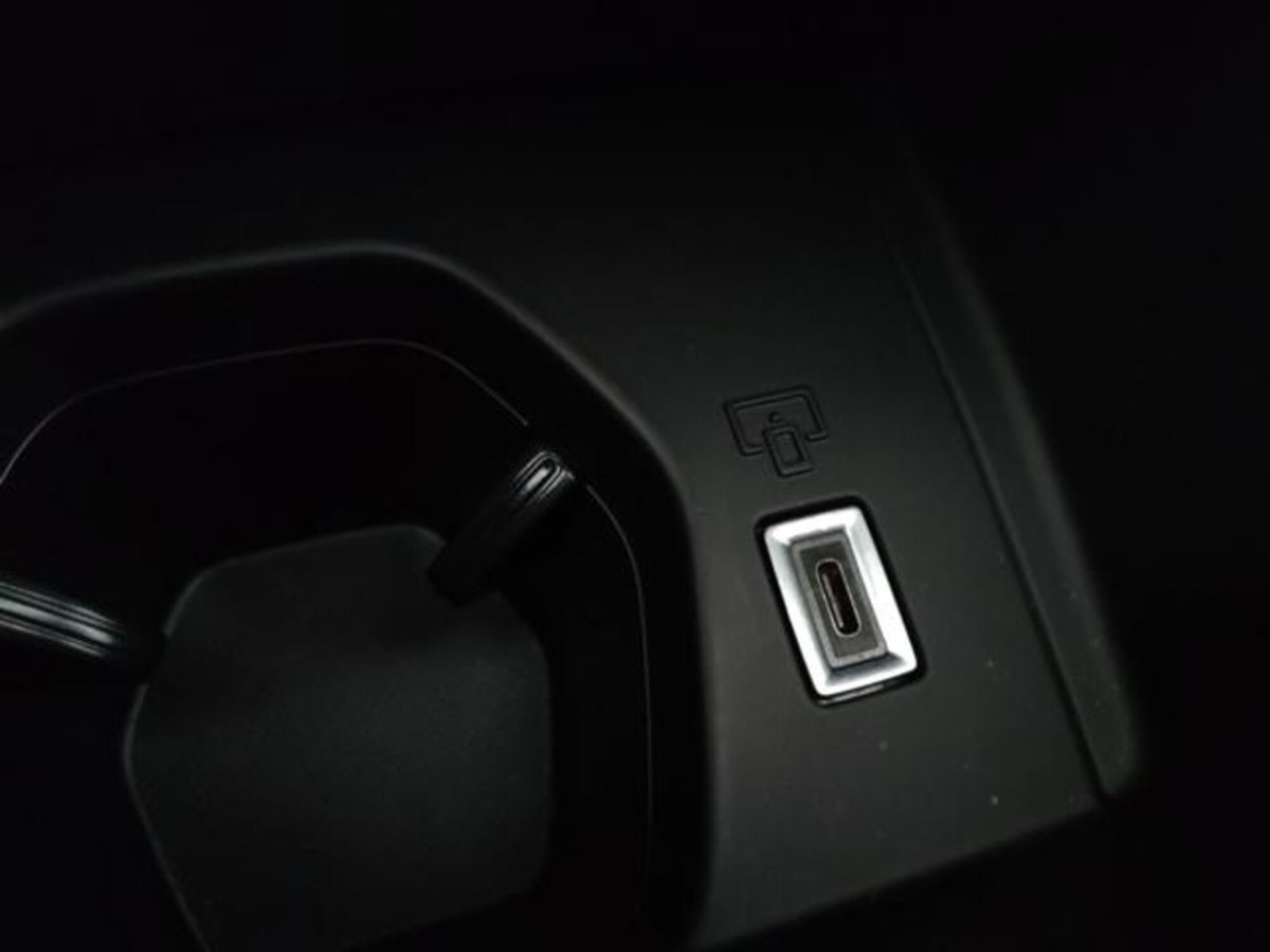 Peugeot 308 PureTech Turbo 130 S&S Allure Pack (16)