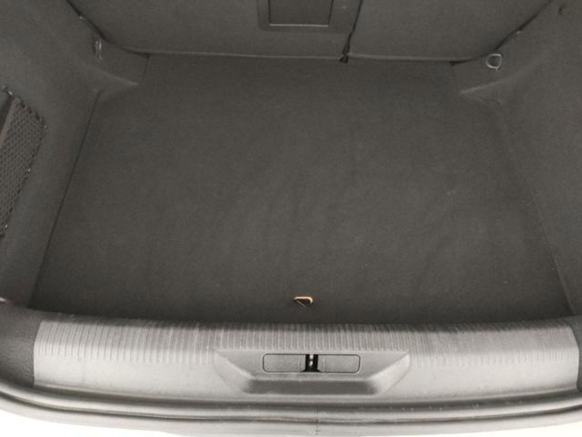Peugeot 308 PureTech Turbo 130 S&S Allure Pack (20)