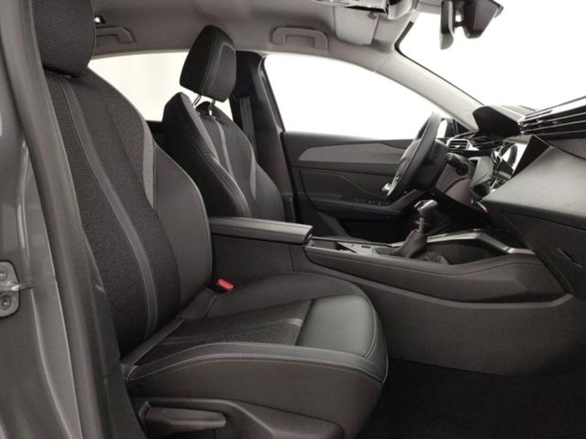 Peugeot 308 PureTech Turbo 130 S&S Allure Pack (6)