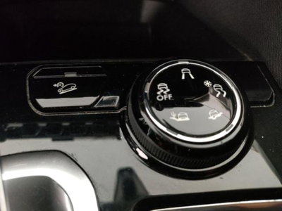 Peugeot 5008 BlueHDi 130 S&S EAT8 Allure (14)