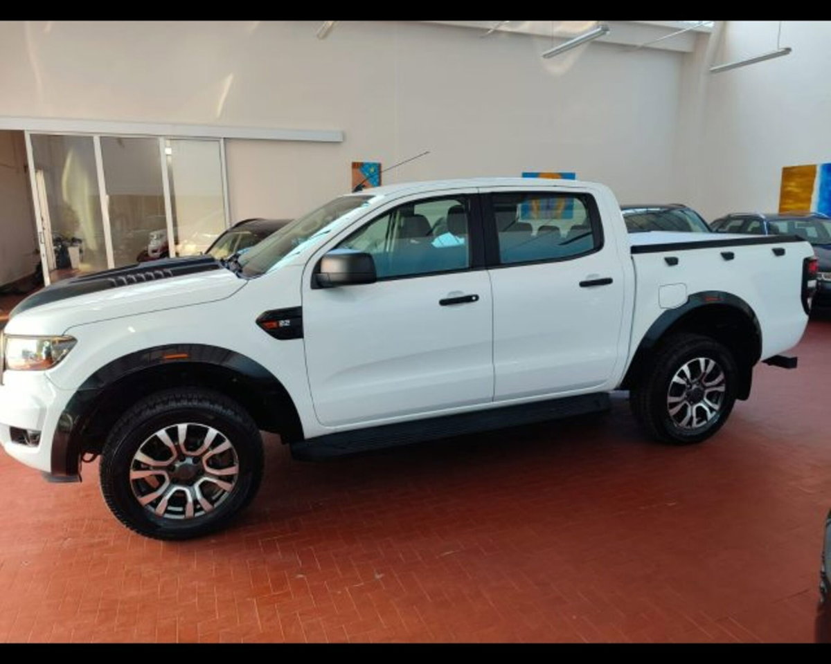 Ford Ranger Pick-up Ranger 2.2 TDCi Doppia Cabina XL 5pt. (2)