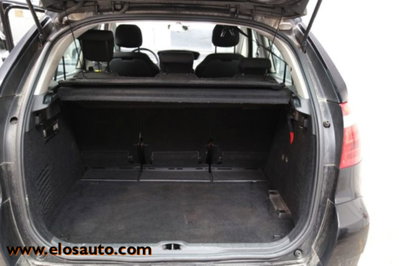Citroen C4 Picasso 1.8 Classique (11)