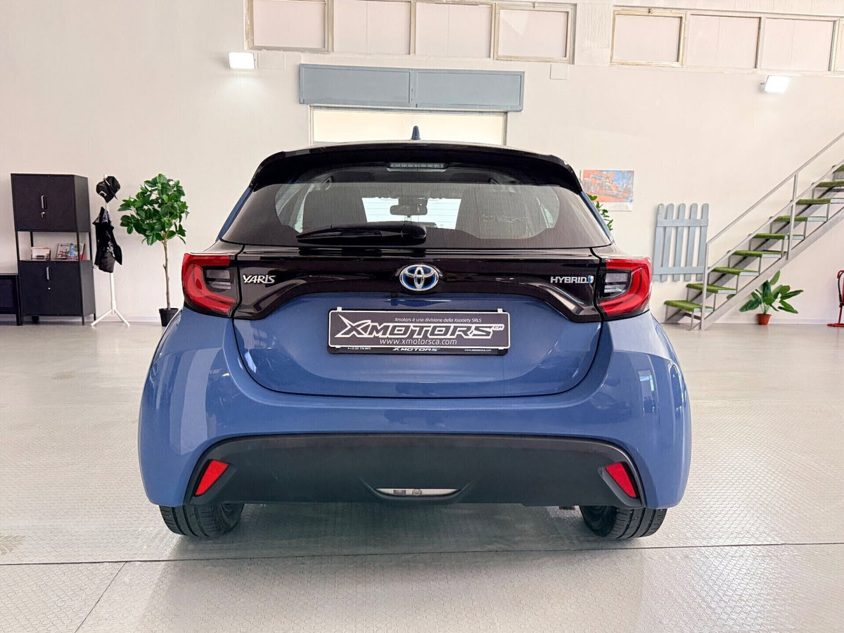 Toyota Yaris 1.5 Hybrid 5 porte Trend (10)