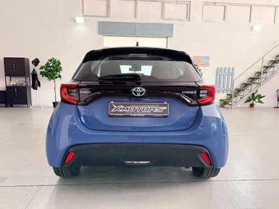 Toyota Yaris 1.5 Hybrid 5 porte Trend (10)