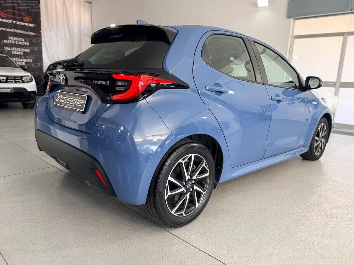 Toyota Yaris 1.5 Hybrid 5 porte Trend (11)
