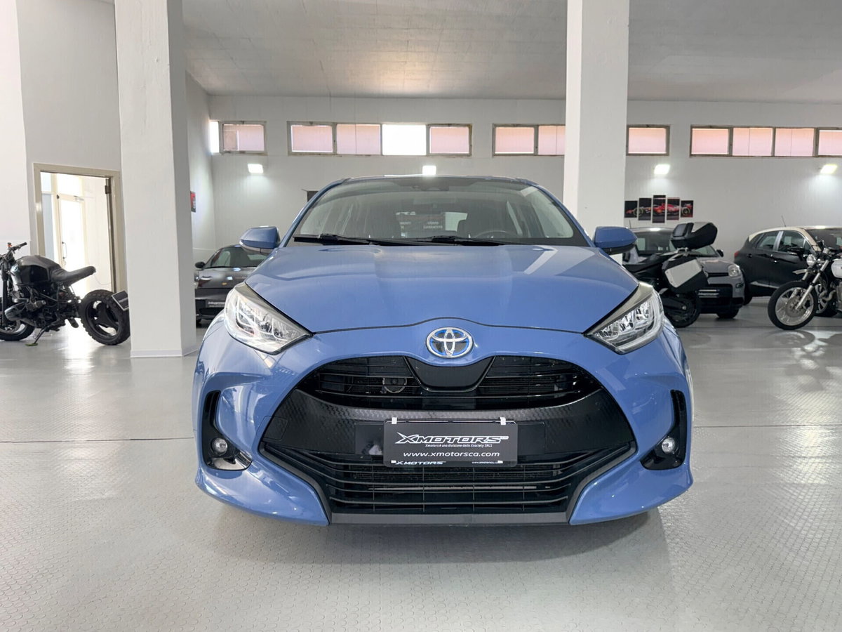 Toyota Yaris 1.5 Hybrid 5 porte Trend (2)