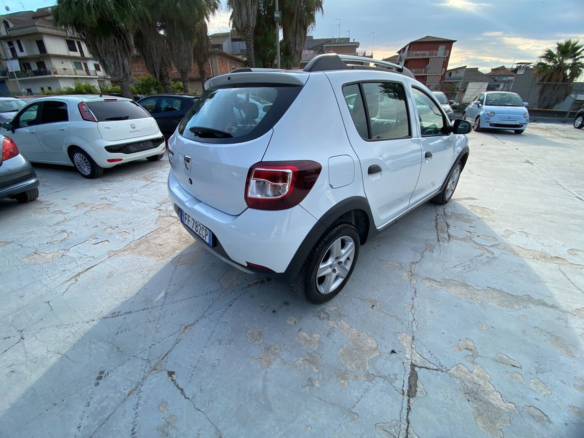 Dacia Sandero Stepway 1.5 dCi 8V 90CV Start&Stop aut. (3)