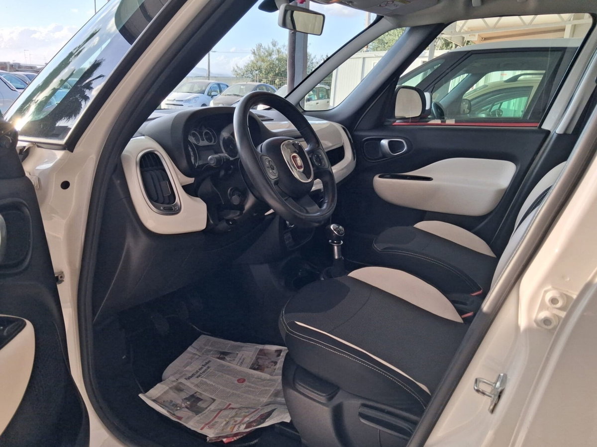 Fiat 500L 1.6 Multijet 105 CV Trekking (12)