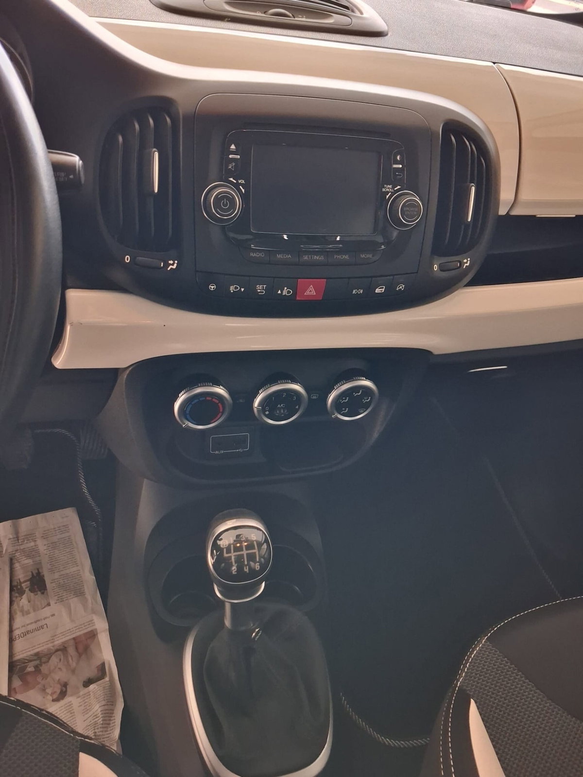 Fiat 500L 1.6 Multijet 105 CV Trekking (14)