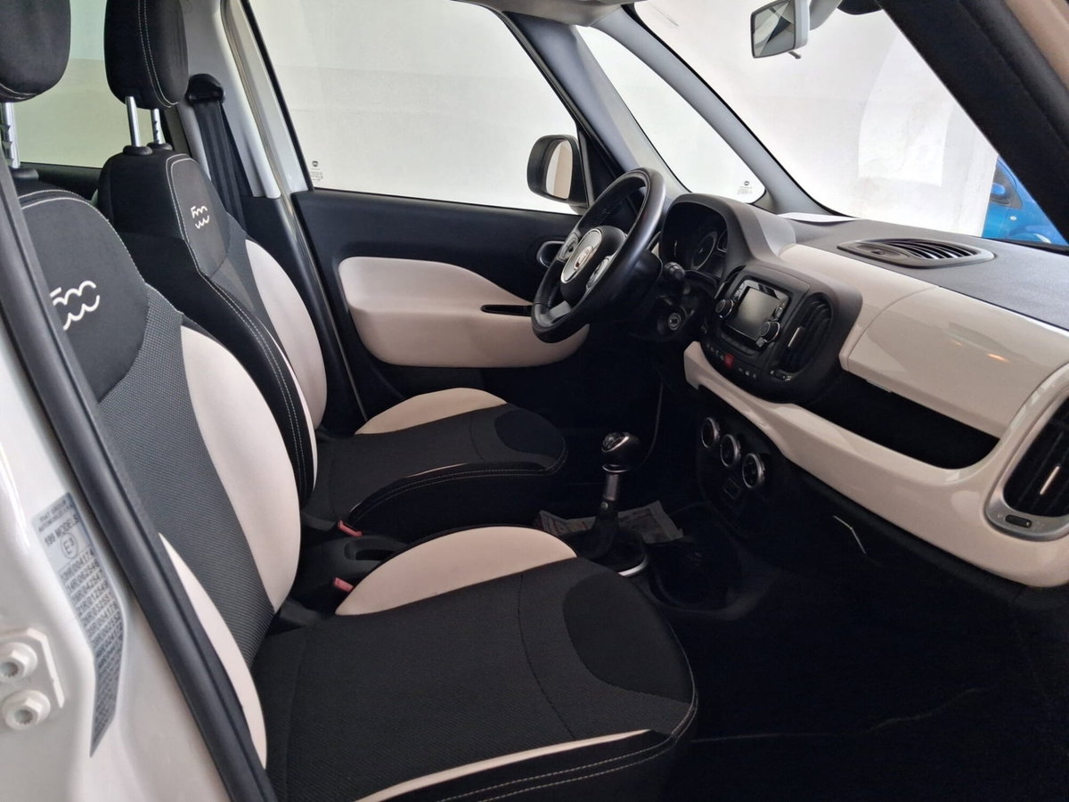 Fiat 500L 1.6 Multijet 105 CV Trekking (9)