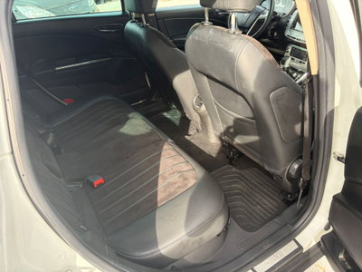 Lancia Delta 1.6 MJT DPF 105 CV Gold (17)
