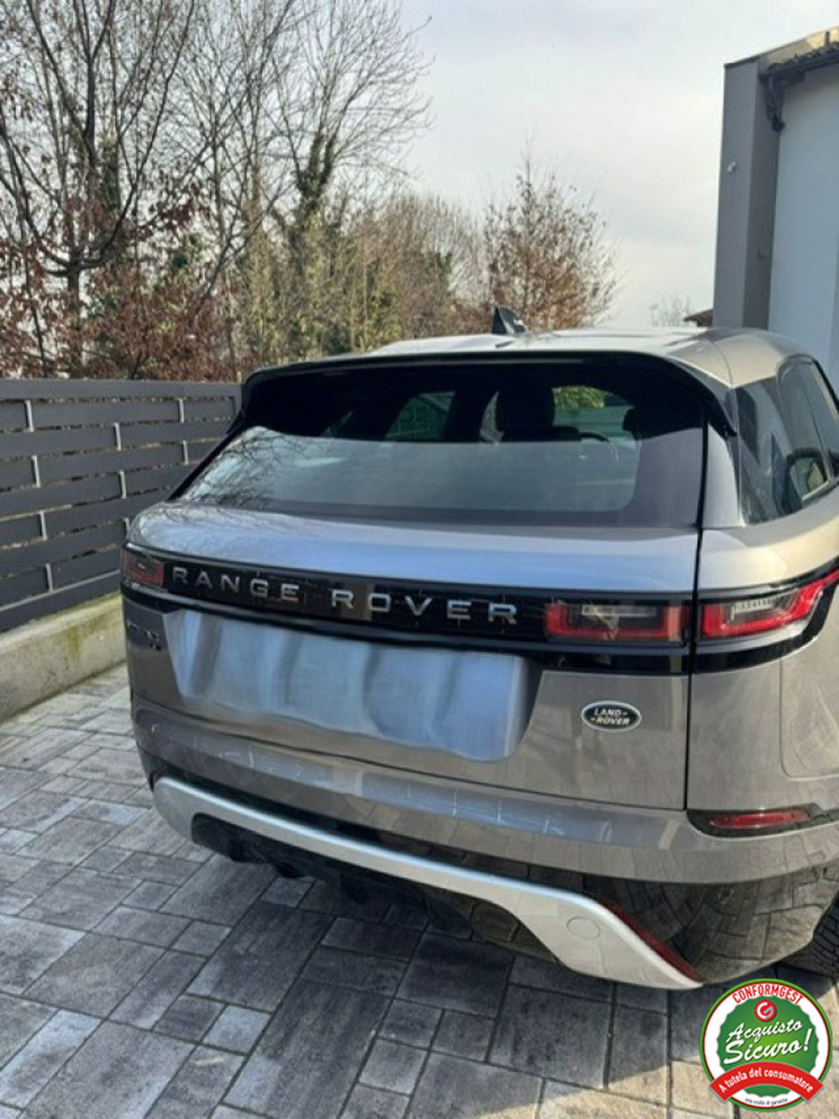 Land Rover Range Rover Velar 2.0D I4 204 CV R-Dynamic SE (4)