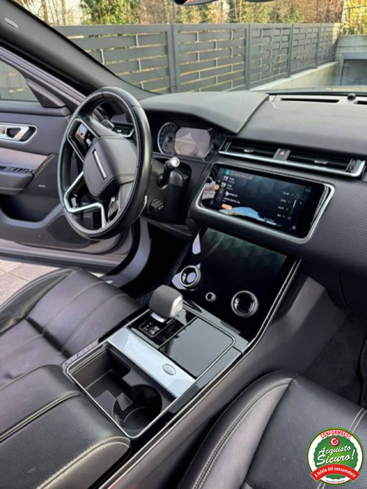 Land Rover Range Rover Velar 2.0D I4 204 CV R-Dynamic SE (5)