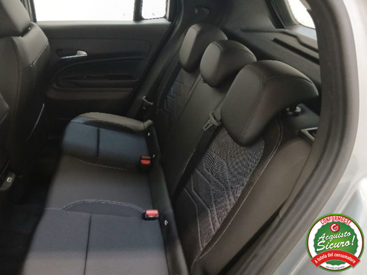 Jeep Avenger 1.2 turbo Altitude fwd 100cv (9)
