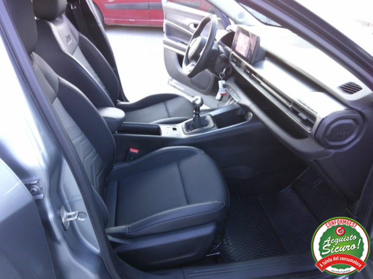 Jeep Avenger 1.2 turbo Altitude fwd 100cv (14)