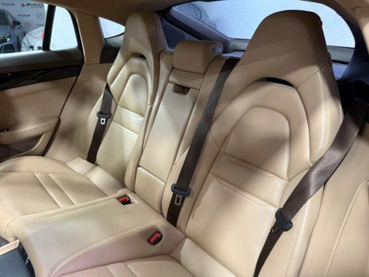 Porsche Panamera 2.9 4 Executive auto (14)