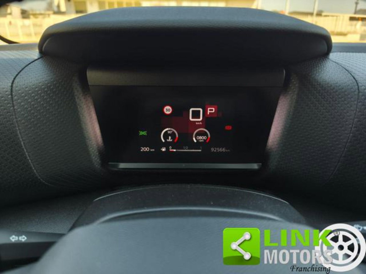 Citroen C4 BlueHDi 130 S&S EAT8 Shine (15)