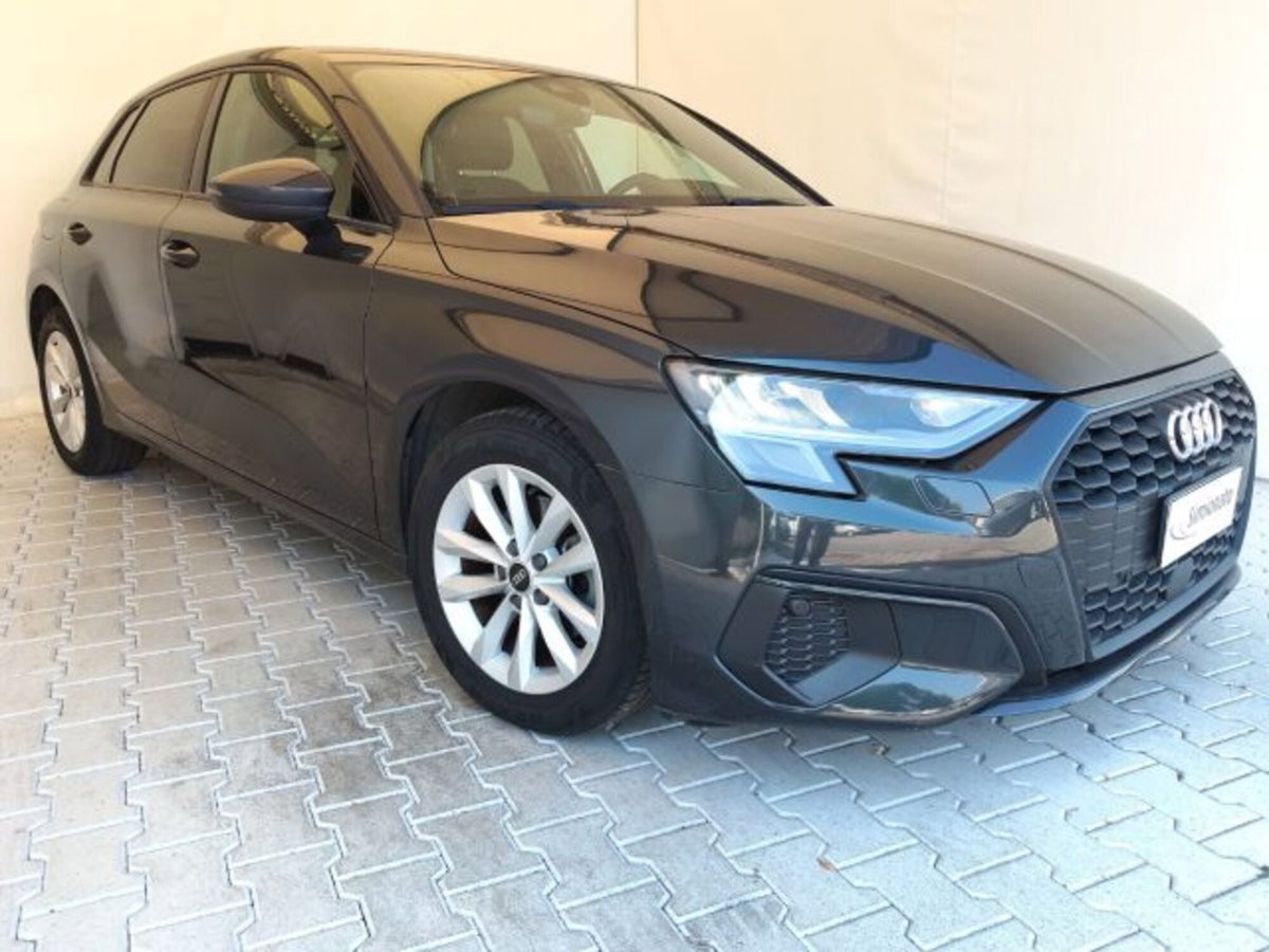 Audi A3 Sportback 30 TFSI S tronic Business (3)