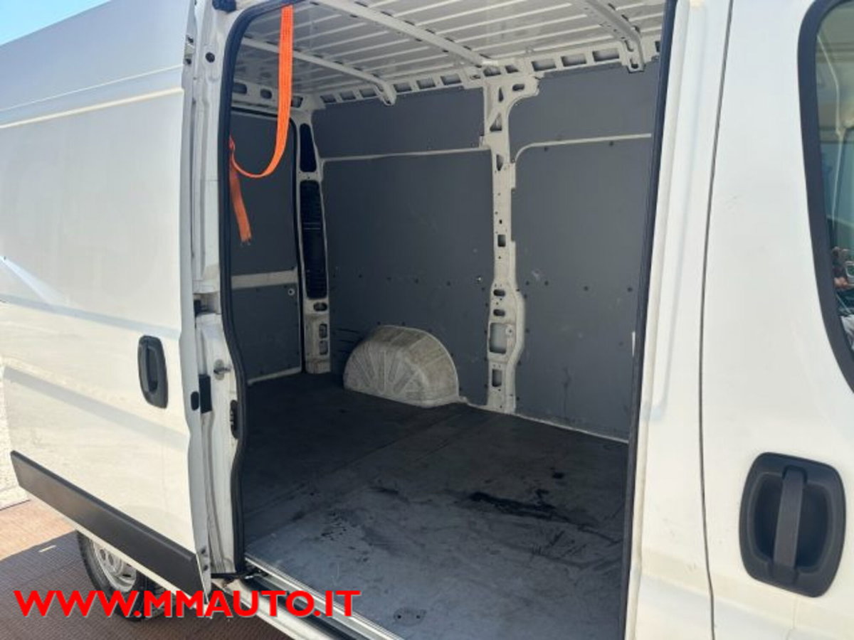 Peugeot Boxer Furgone 335 2.2 BlueHDi 140 S&S PC-TM Furgone (6)