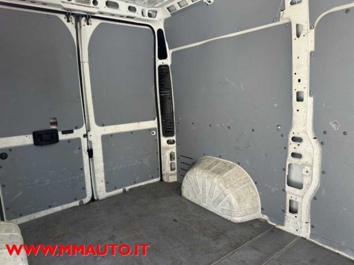 Peugeot Boxer Furgone 335 2.2 BlueHDi 140 S&S PC-TM Furgone (8)