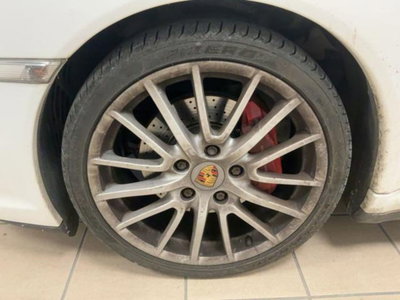 Porsche 911 Coupé Carrera 4S (5)