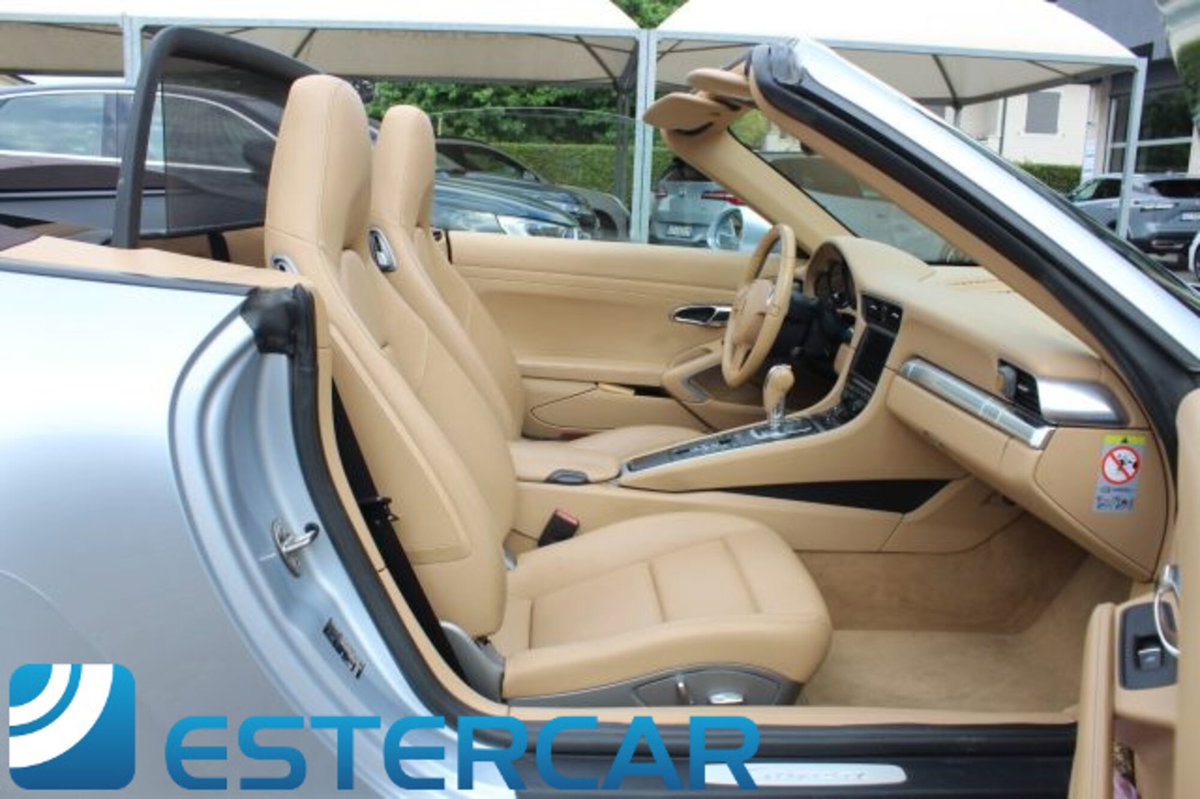 Porsche 911 Cabrio 3.4 Carrera (16)
