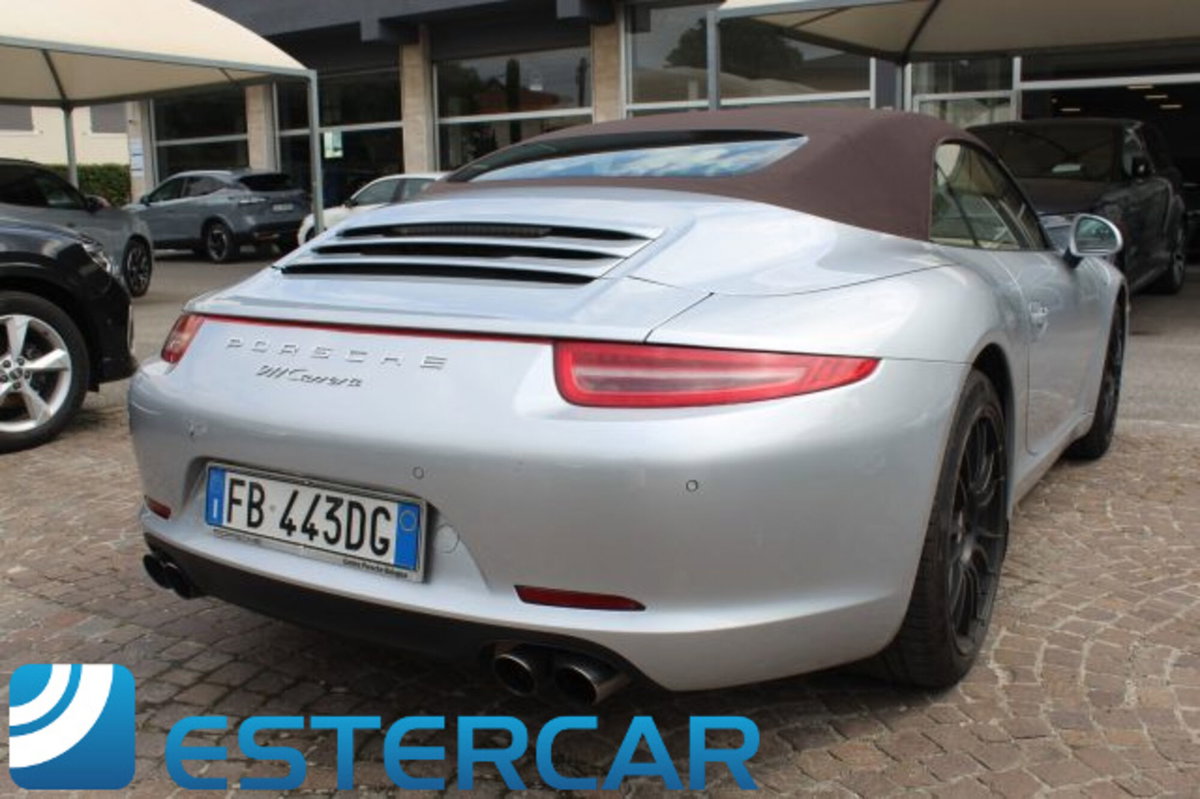 Porsche 911 Cabrio 3.4 Carrera (2)