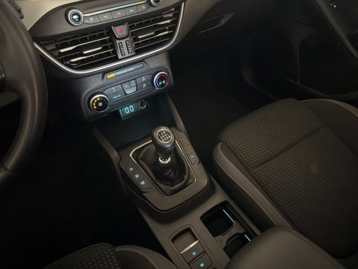 Ford Focus 1.0 EcoBoost Hybrid 125 CV Powershift 5p. Business (11)