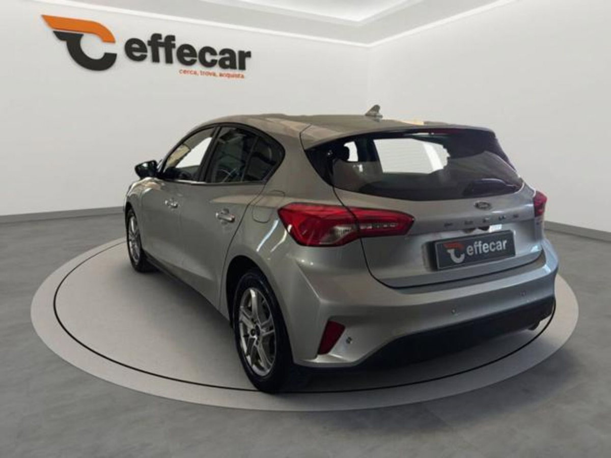 Ford Focus 1.0 EcoBoost Hybrid 125 CV Powershift 5p. Business (6)