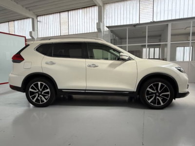 Nissan X-Trail 1.6 dCi 2WD Tekna (4)