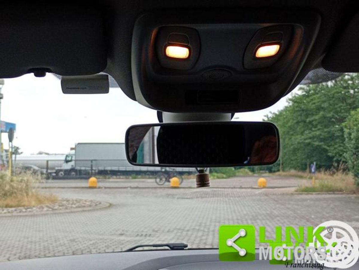 Renault Captur dCi 8V 90 CV EDC Start&Stop Sport Edition (20)
